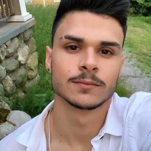 Meet your Posher, Gabriel